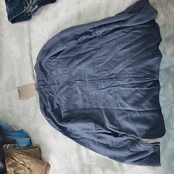 Zara long sleeve shirt - Picture 3 of 3